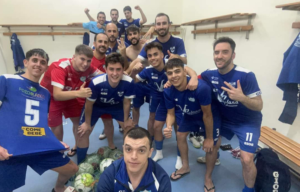 Los jugadores del Pozoblanco Fútbol Sala celebrando su victoria