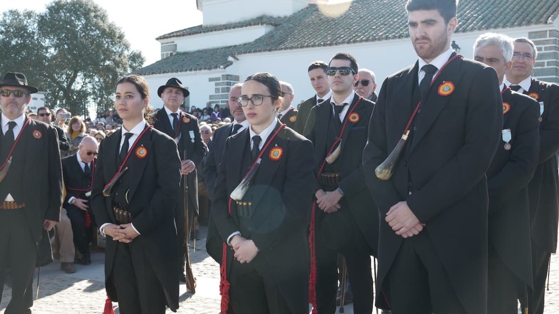 Los tres jóvenes que juraron bandera