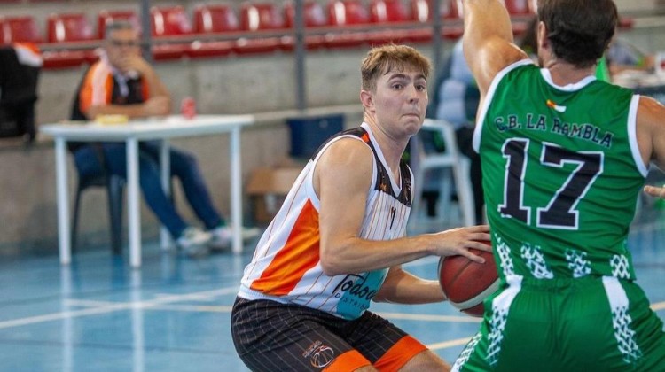 Pablo García en un partido. Foto: Instagram Promesas Pozoblanco