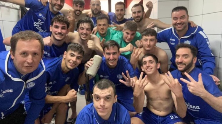 Los jugadores del Pozoblanco Fútbol Sala celebrando la victoria