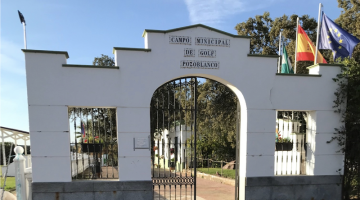 Entrada al campo de golf de Pozoblanco